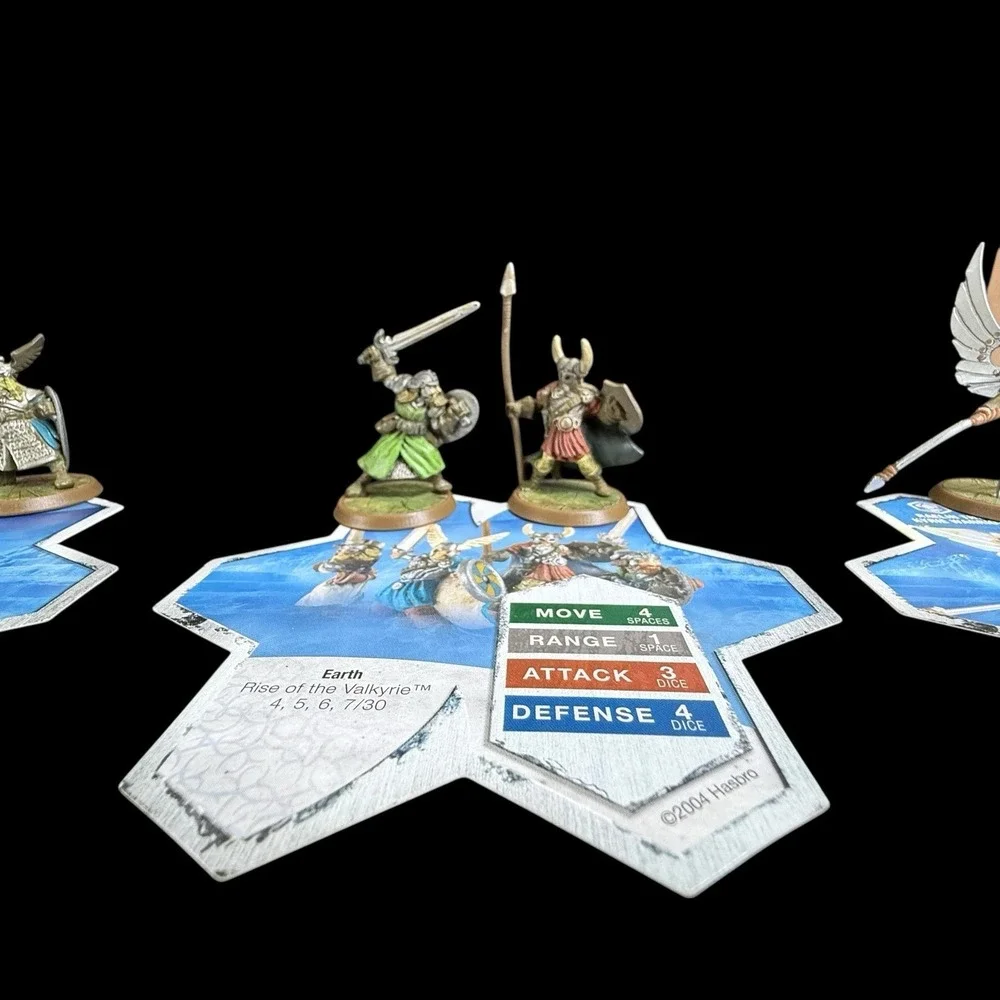 Heroscape Raelin, Thorgrim and 2 of‎ 4 Tarn Viking Warriors 4 Figs 3 Cards